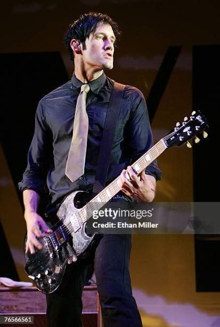 Sam Endicott Biography, Age, Height, Wife, Net Worth, Family