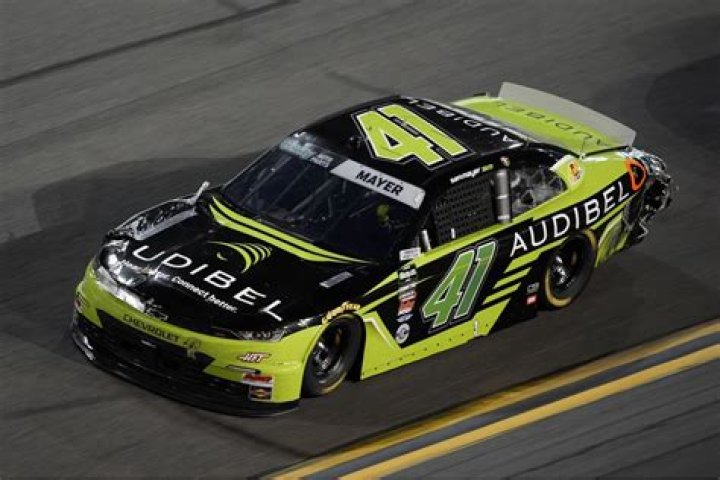 Sam Mayer Biography, Age, Height, Wife, Net Worth, Family