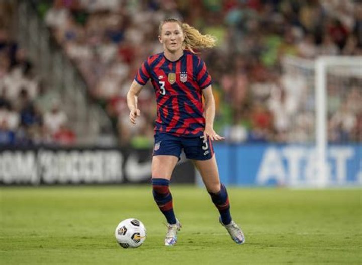 Sam Mewis Biography, Age, Height, Husband, Net Worth, Family