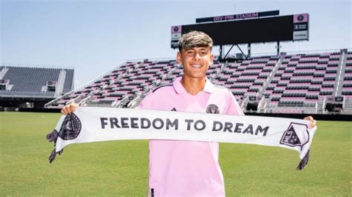 Santiago Morales Biography, Age, Height, Wife, Net Worth, Family