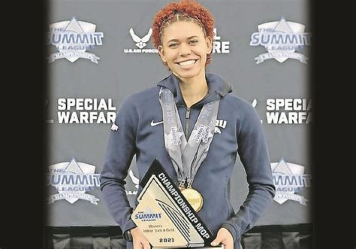 Sasha Wells Biography, Age, Height, Husband, Net Worth, Family