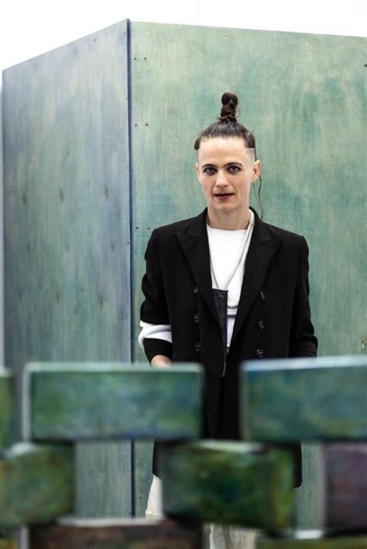 Savannah Knoop Biography, Age, Height, Husband, Net Worth, Family