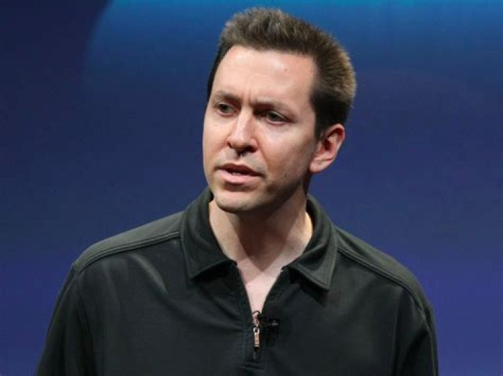 Scott Forstall biografía, edad, altura, esposo, net worth, familia