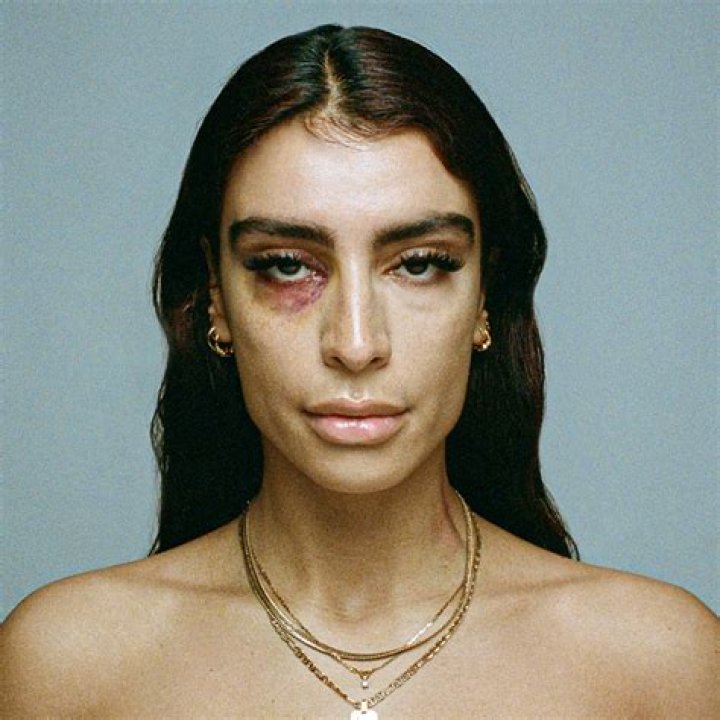 Sevdaliza Biography, Age, Height, Husband, Net Worth, Family