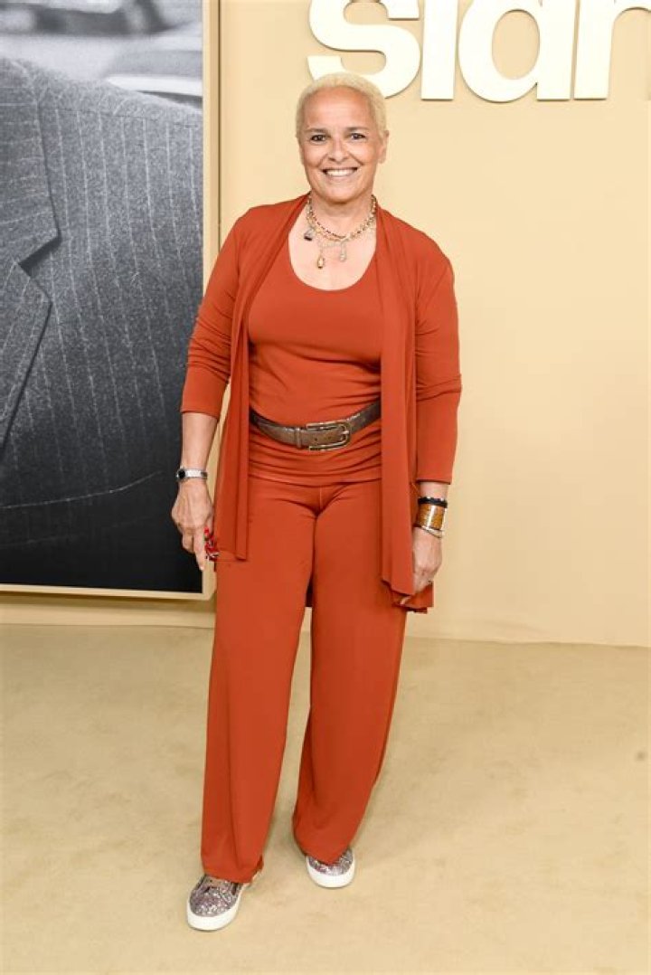 Shari Belafonte Biography, Age, Height, Husband, Net Worth, Family