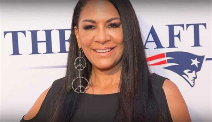 Sheila E. Pruden Biography, Age, Height, Husband, Net Worth, Family