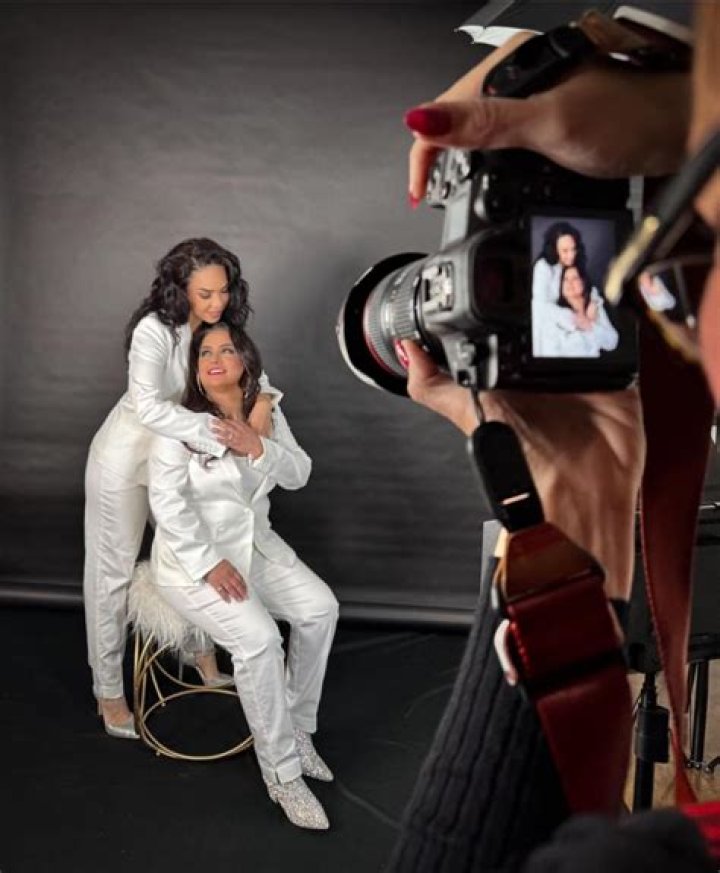 Shelly Lares Biography, Age, Height, Husband, Net Worth, Family