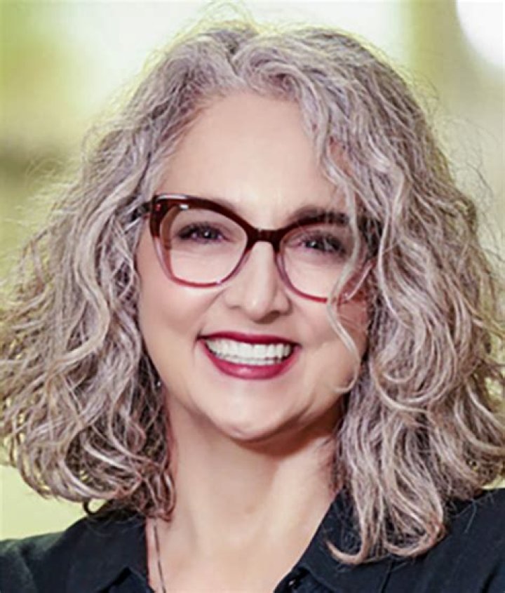 Sheri Lynch Biography, Age, Height, Husband, Net Worth, Family