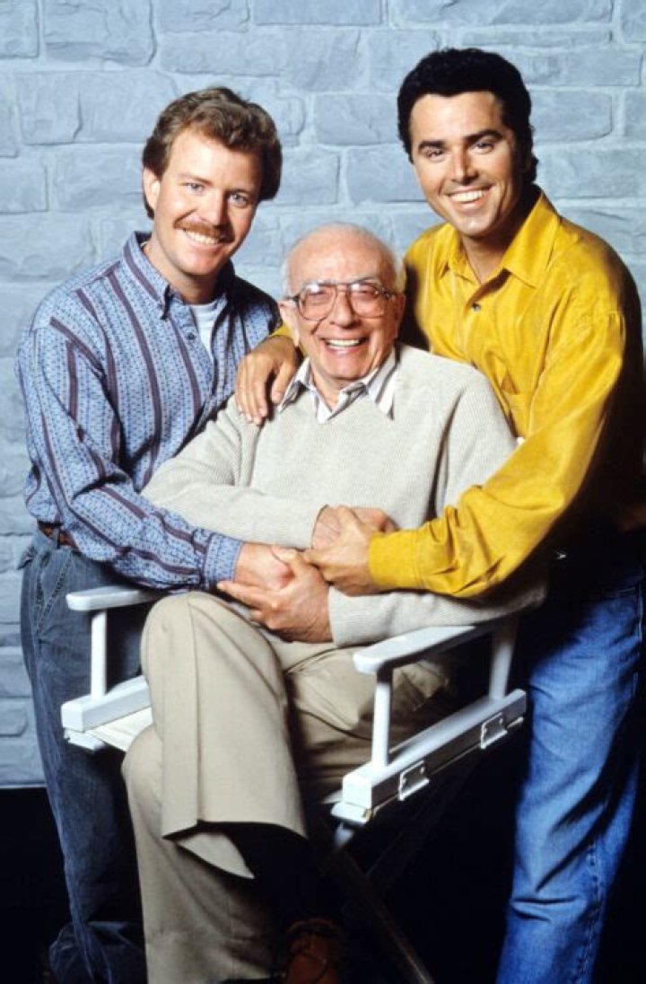 Sherwood Schwartz Biography, Age, Height, Wife, Net Worth, Family