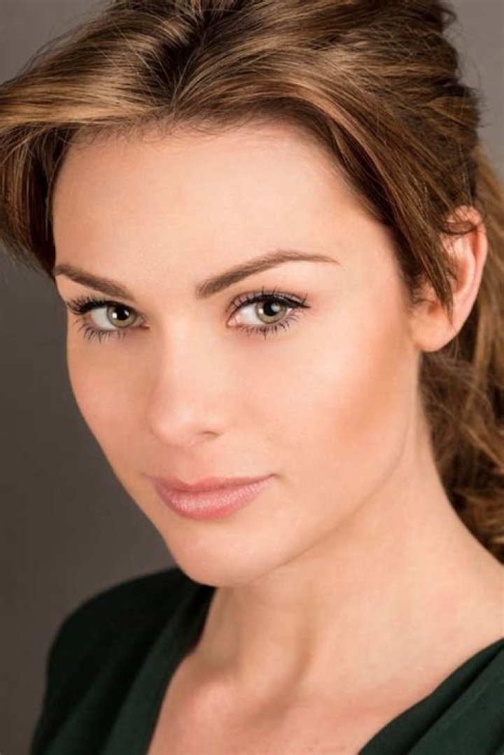 Siobhan Dillon Biography, Age, Height, Husband, Net Worth, Family