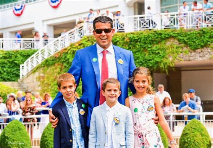 Sol Kumin Biography, Age, Height, Wife, Net Worth, Family