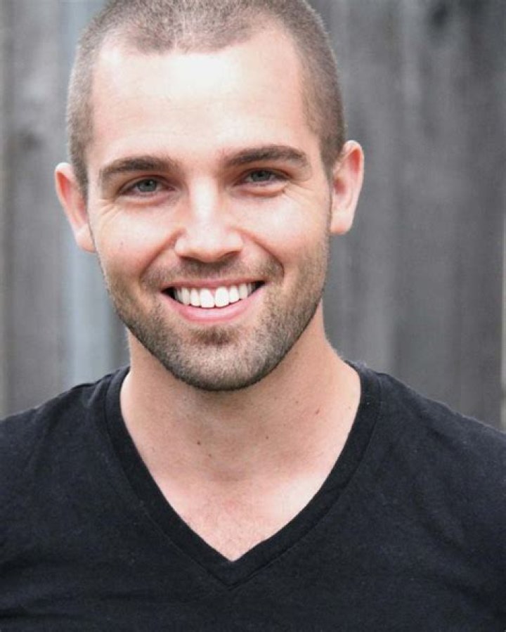 Stephen James King Biography, Age, Height, Wife, Net Worth, Family