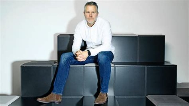 Steve Hewitt biografía, edad, altura, esposo, net worth, familia