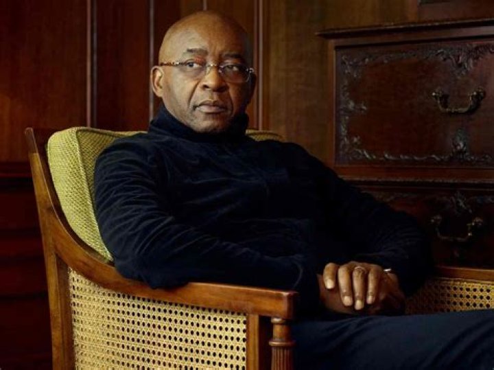 Strive Masiyiwa Biography, Age, Height, Wife, Net Worth, Family
