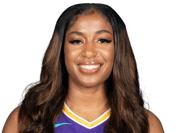 Te'a Cooper Biography, Age, Height, Husband, Net Worth, Family