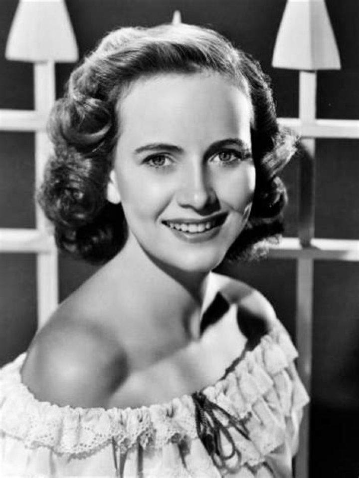 Teresa Wright biografía, edad, altura, esposa, net worth, familia