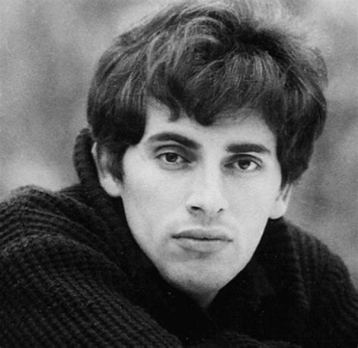 Théo Sarapo Biography, Age, Height, Wife, Net Worth, Family