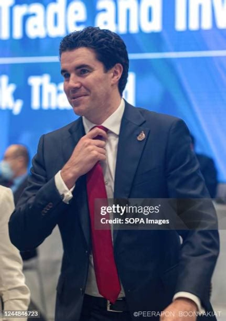 Tim Watts Biography, Age, Height, Wife, Net Worth, Family