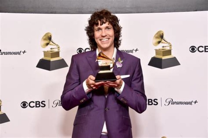 Tobias Jesso Jr. Biography, Age, Height, Wife, Net Worth, Family