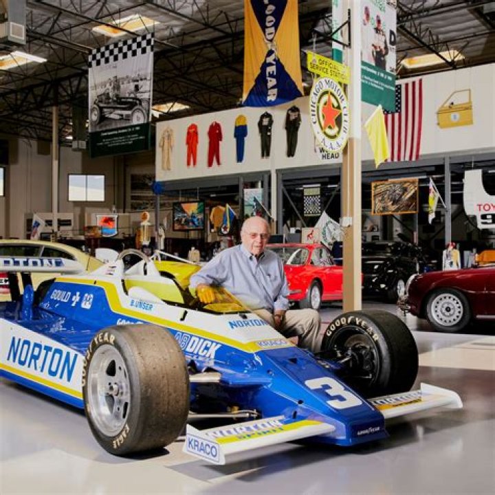 Tom Malloy Biography, Age, Height, Wife, Net Worth, Family