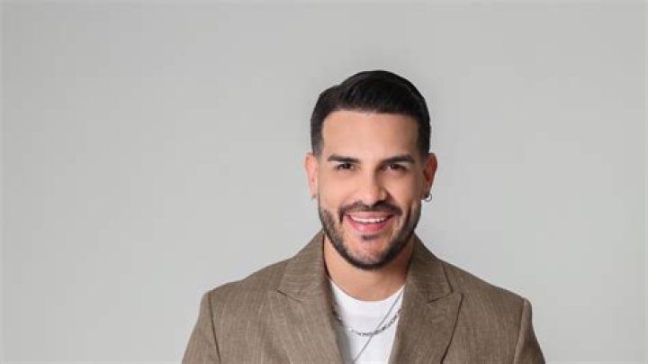 Victor Santiago Biography, Age, Height, Wife, Net Worth, Family