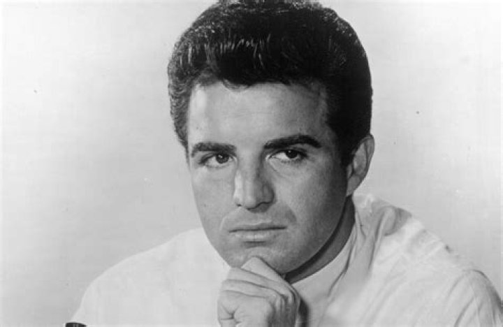 Vince Edwards biografía, edad, altura, esposo, net worth, familia