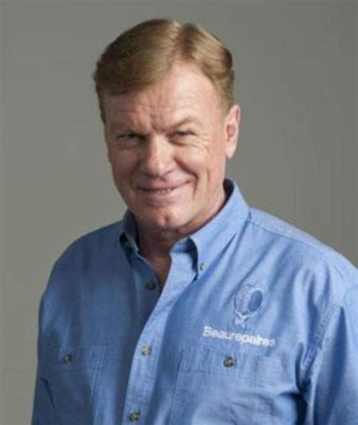 Vince Martin Biography, Age, Height, Wife, Net Worth, Family