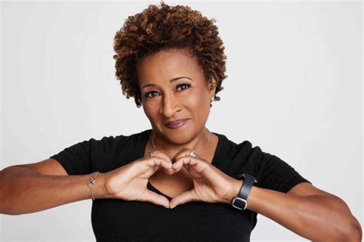 Wanda Sykes Biography, Age, Height, Husband, Net Worth, Family